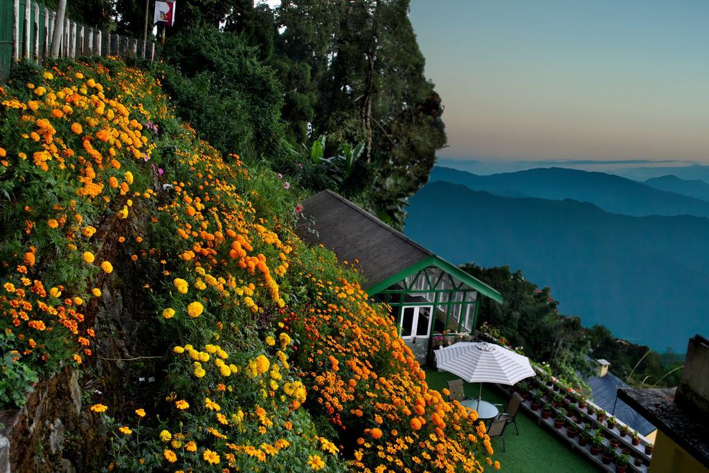 Central Gleneagles Heritage Resort Former Bungalow Of Ex-Tata Chairman Russi Mody The Mall Road Darjeeling Darjeeling  Buitenkant foto