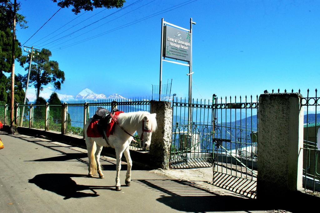 Central Gleneagles Heritage Resort Former Bungalow Of Ex-Tata Chairman Russi Mody The Mall Road Darjeeling Darjeeling  Buitenkant foto